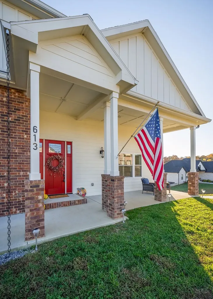 613 Blue Water Drive Cookeville TN 38506