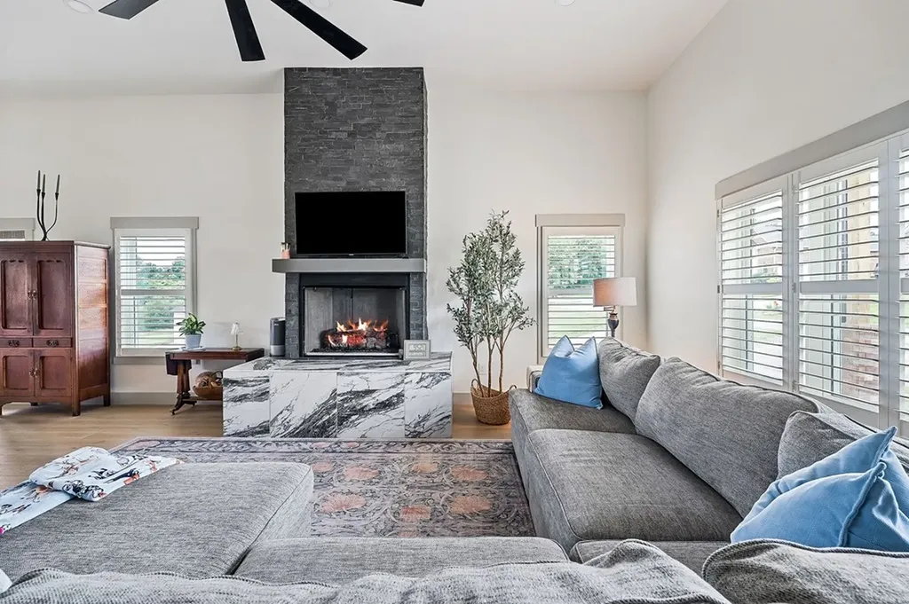 613 Blue Water Drive Cookeville TN 38506