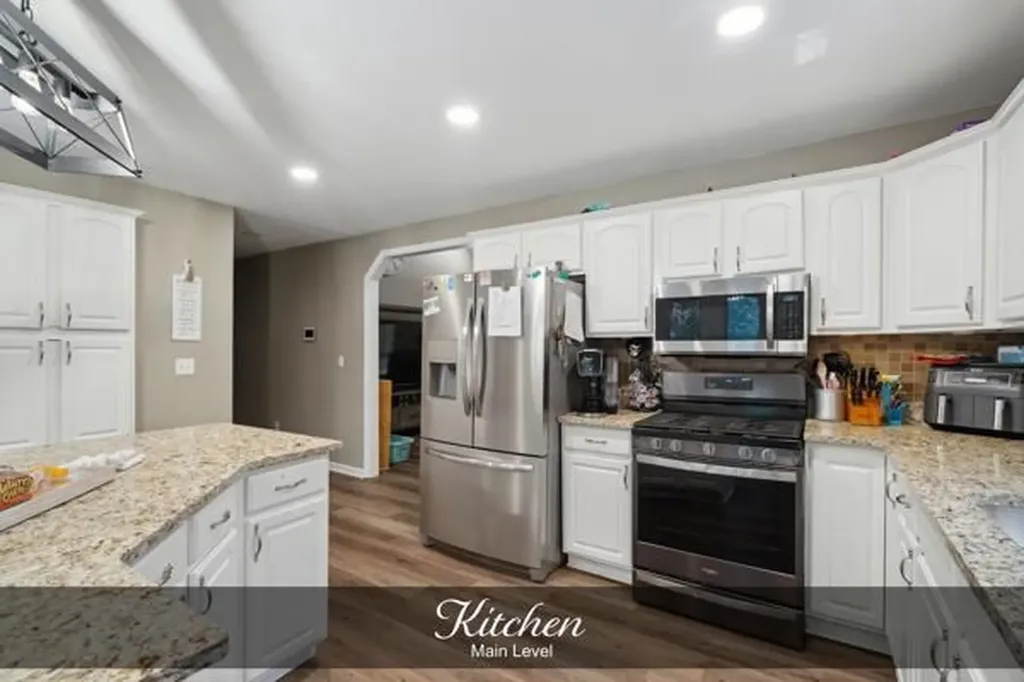 4131 Charlton Square Cookeville TN 38501