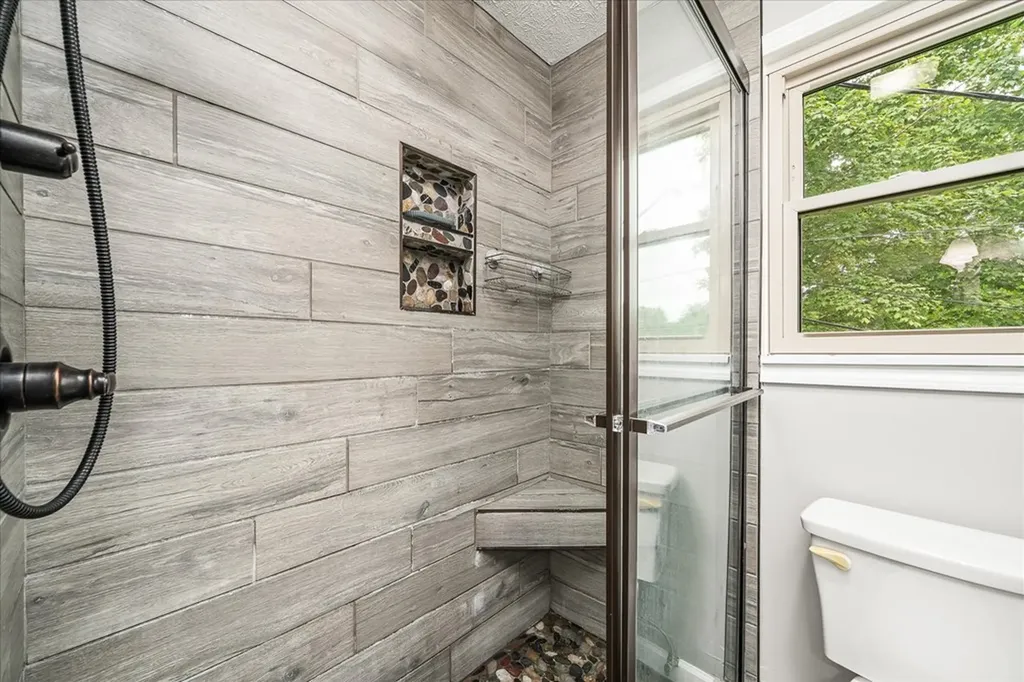 411 Phipps Road Crossville TN 38571