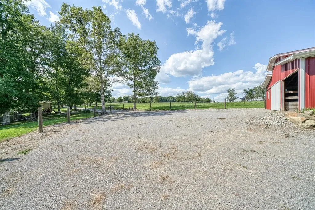 411 Phipps Road Crossville TN 38571