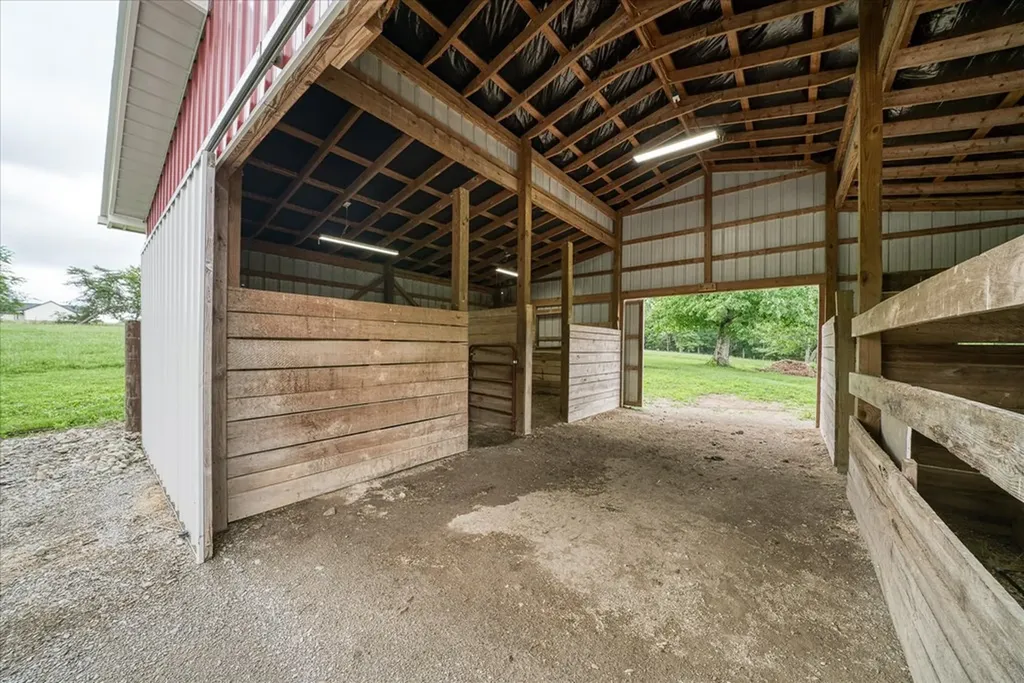 411 Phipps Road Crossville TN 38571