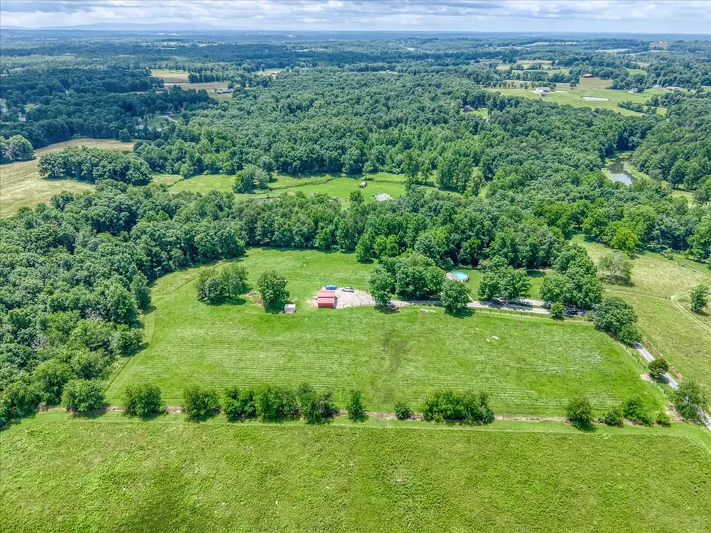 411 Phipps Road Crossville TN 38571