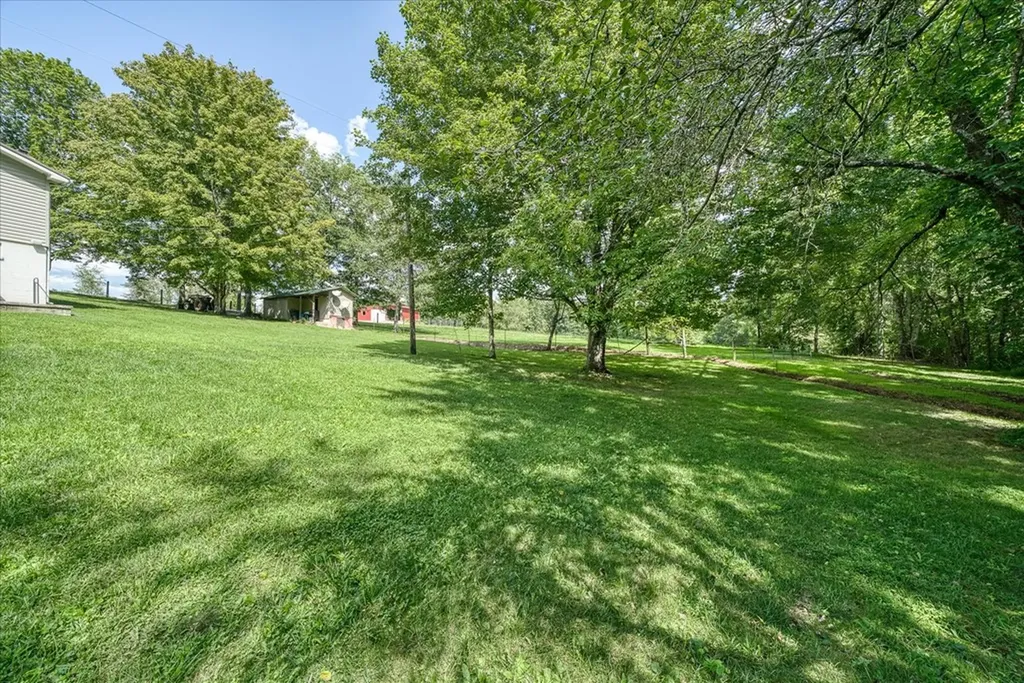 411 Phipps Road Crossville TN 38571