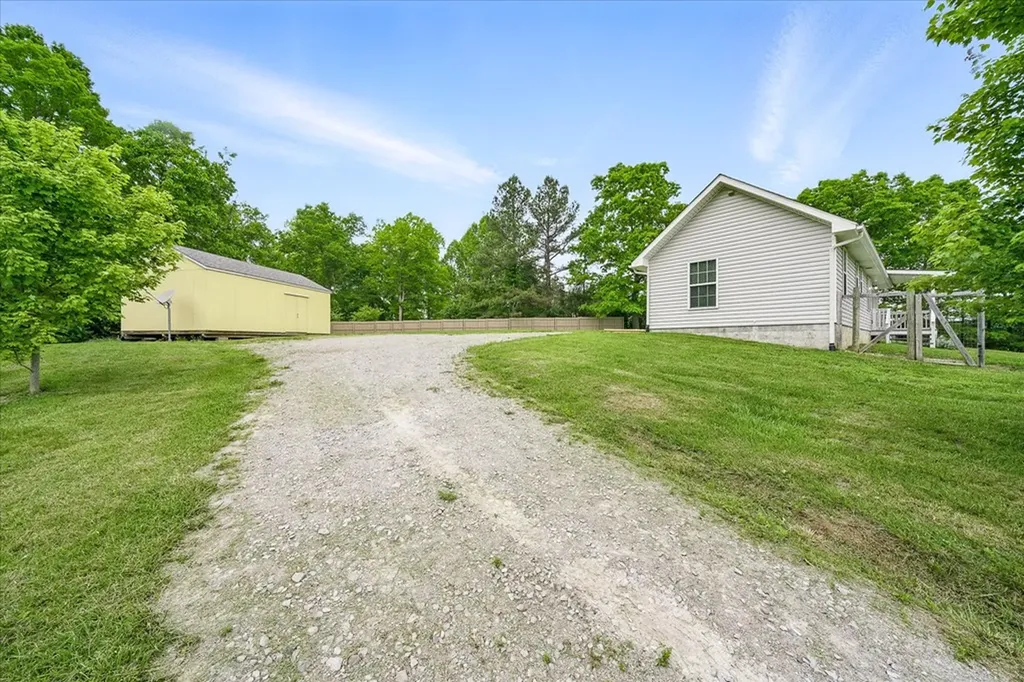 1447 Dykes Road Crossville TN 38571