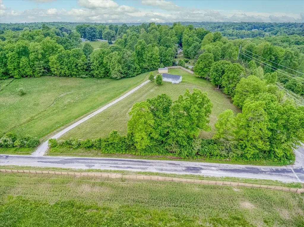 1447 Dykes Road Crossville TN 38571