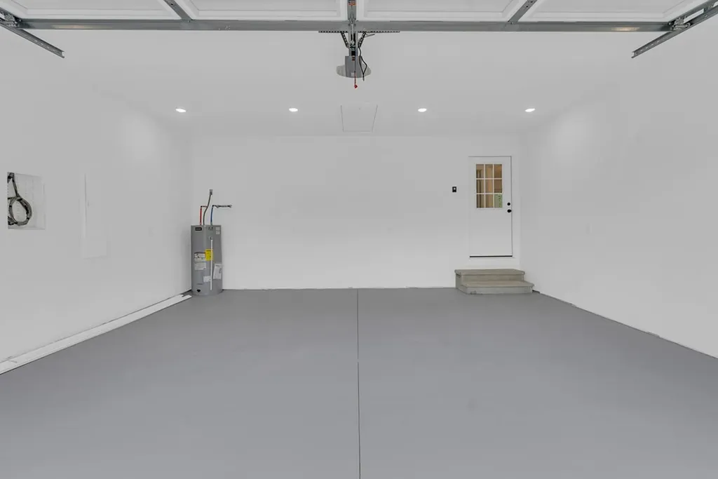 5534 S York Highway Grimsley TN 38565