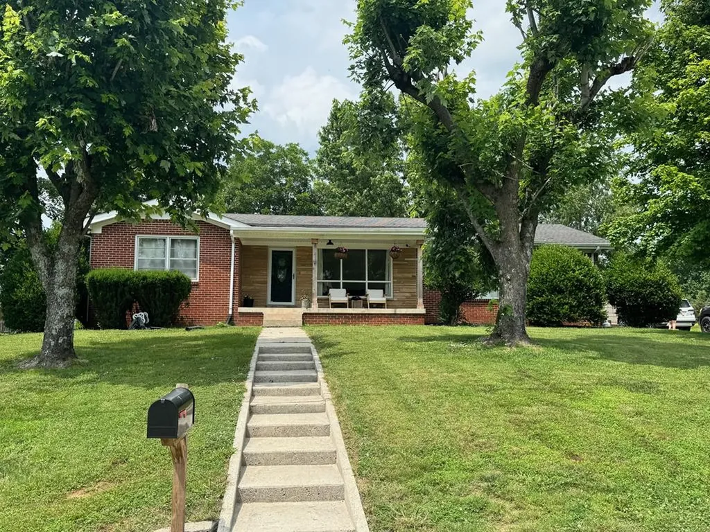 625 College Avenue E Carthage TN 37030