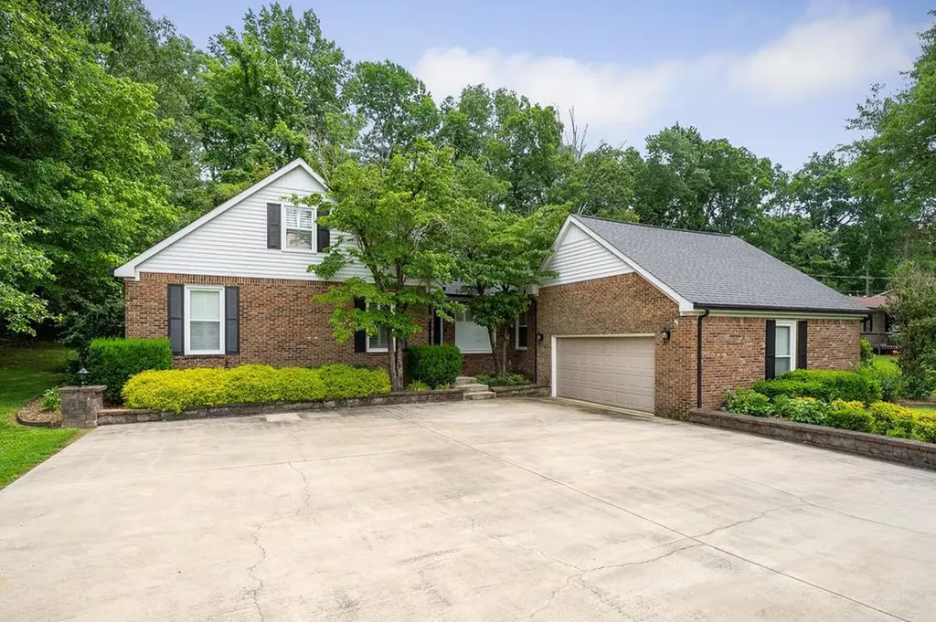 755 Fireside Drive Cookeville TN 38501