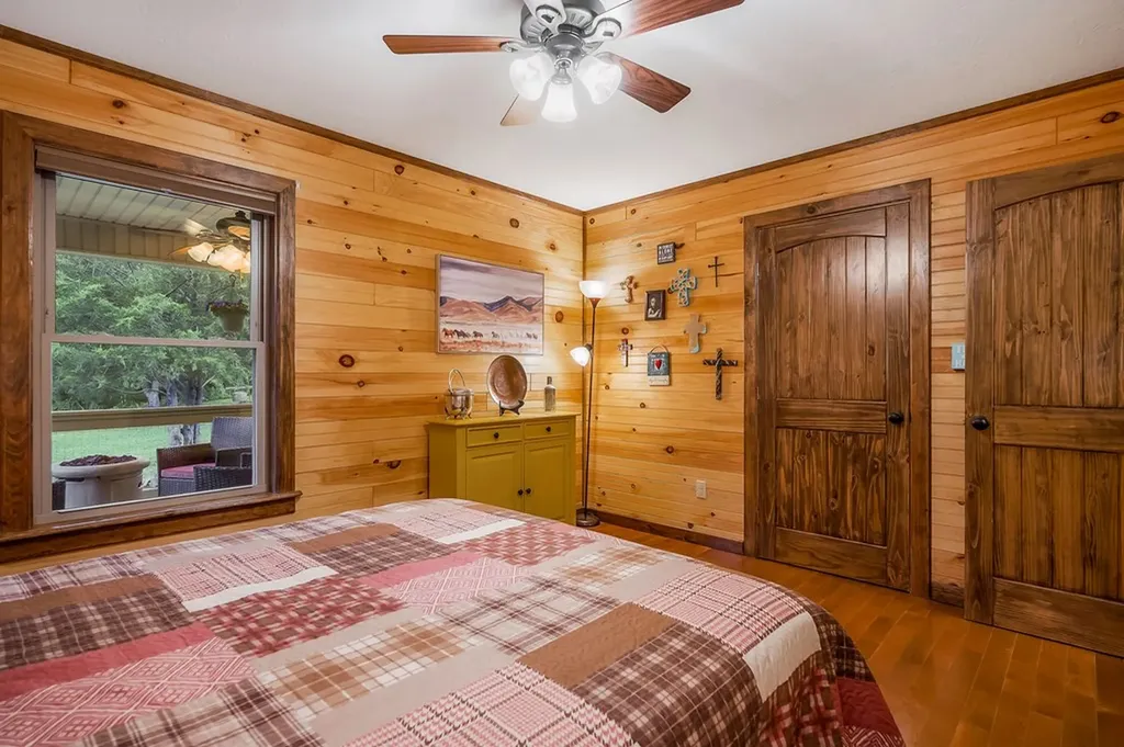 3121 Coon Hunter Lodge Road Jamestown TN 38556