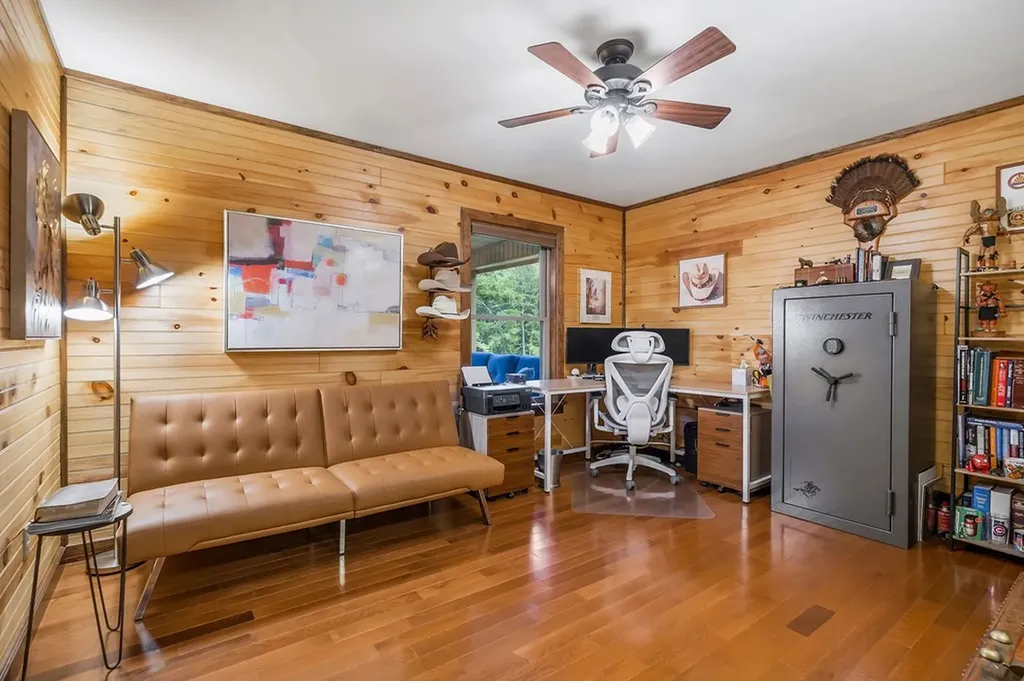 3121 Coon Hunter Lodge Road Jamestown TN 38556