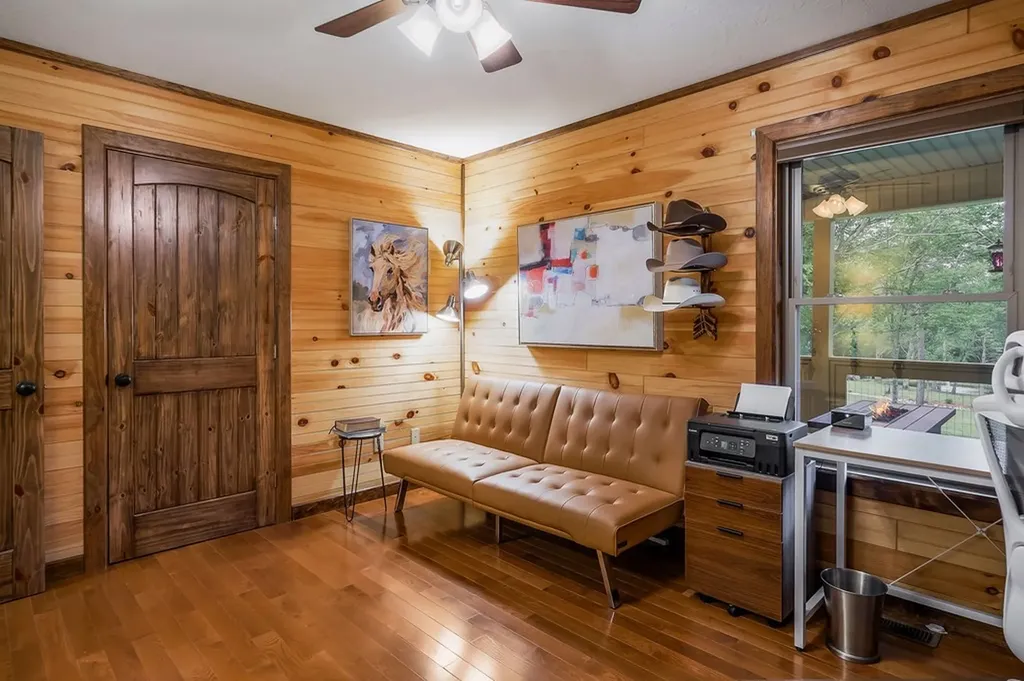 3121 Coon Hunter Lodge Road Jamestown TN 38556