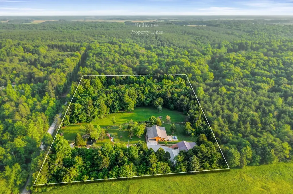 3121 Coon Hunter Lodge Road Jamestown TN 38556