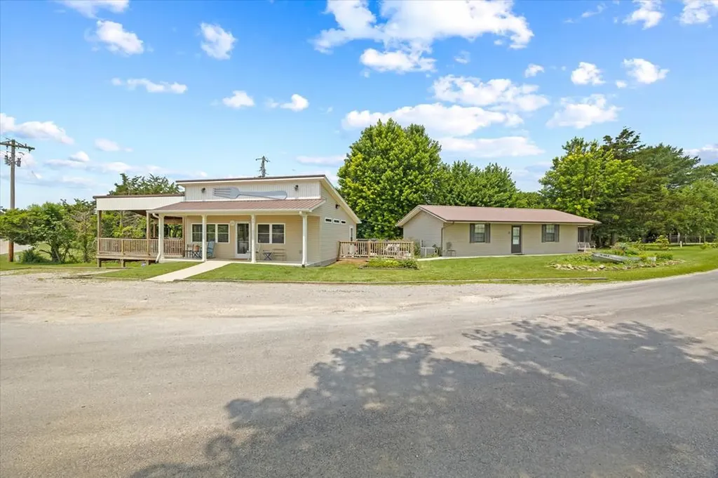 33 Lily Dale Road Allons TN 38541