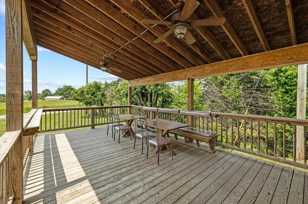 33 Lily Dale Road Allons TN 38541