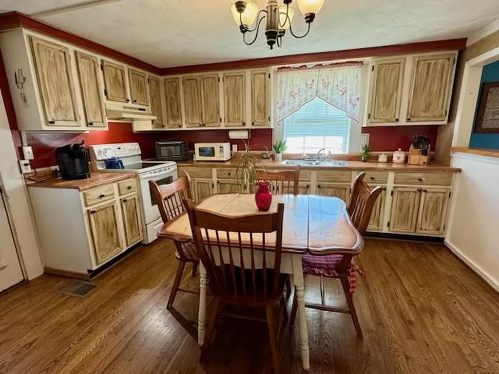 33 Lily Dale Road Allons TN 38541