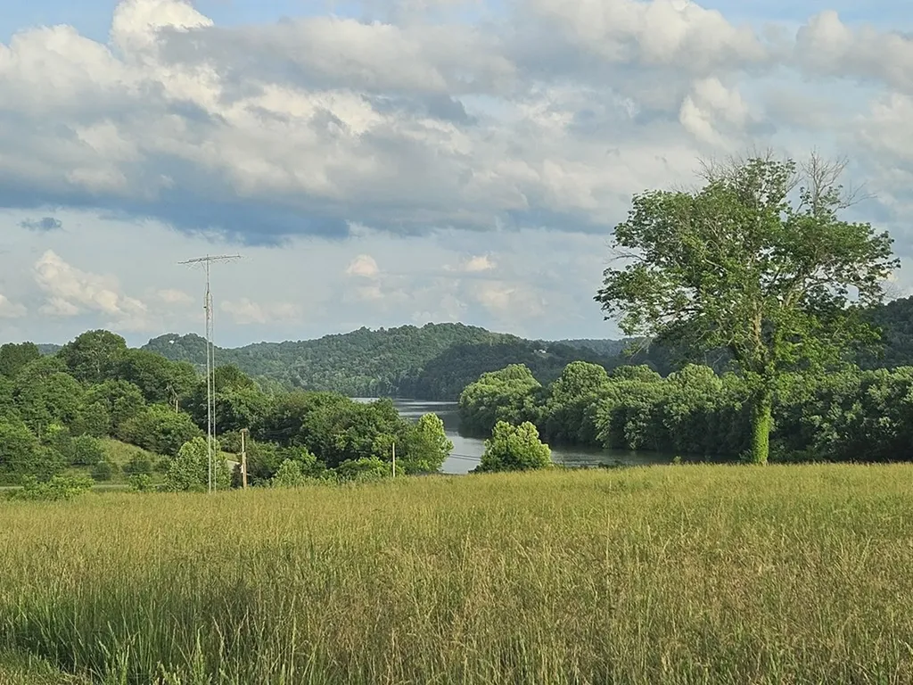 2744 Gladdice Highway Whitleyville TN 38588