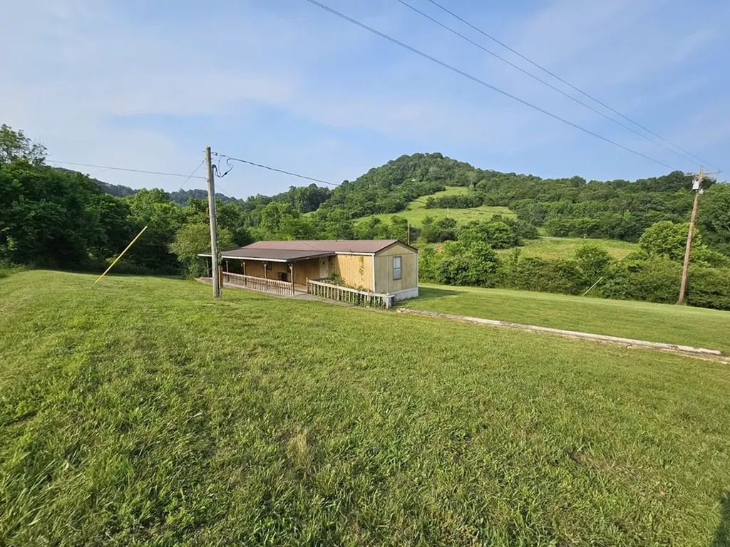 2744 Gladdice Highway Whitleyville TN 38588
