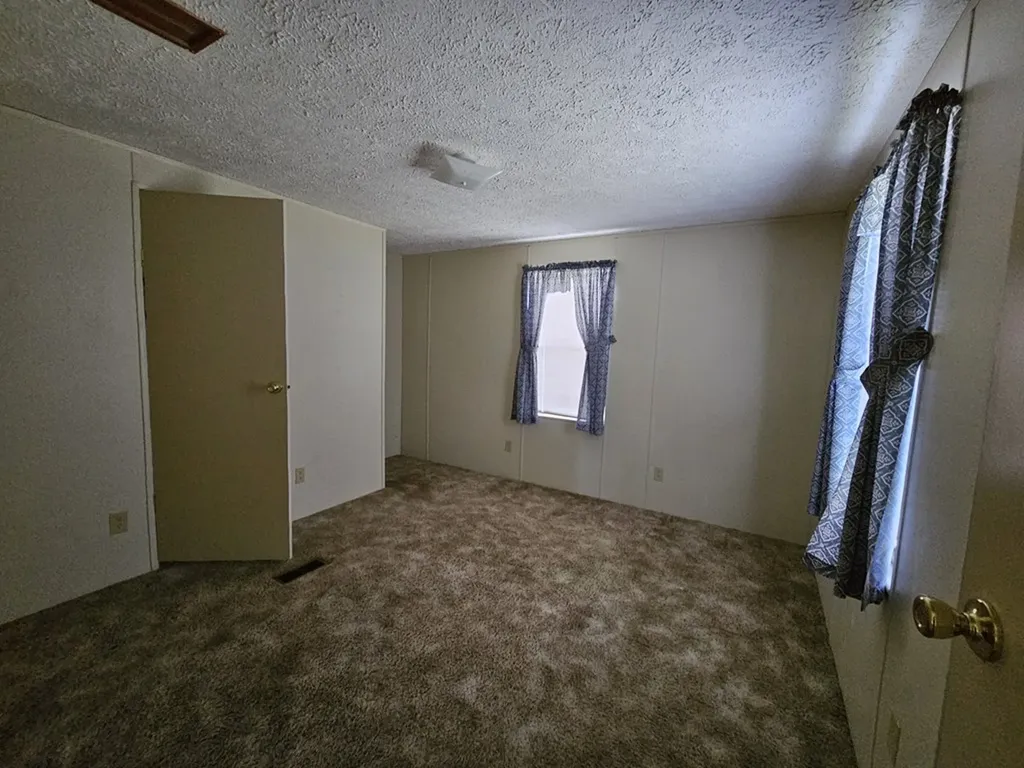 2744 Gladdice Highway Whitleyville TN 38588