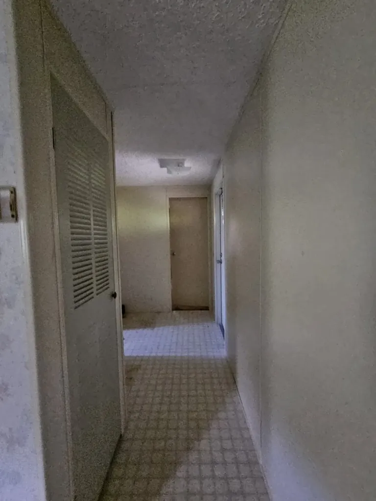 2744 Gladdice Highway Whitleyville TN 38588