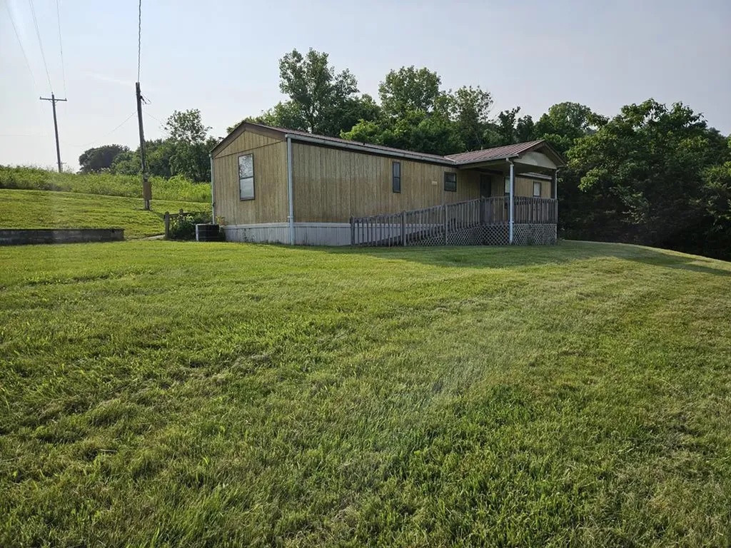 2744 Gladdice Highway Whitleyville TN 38588