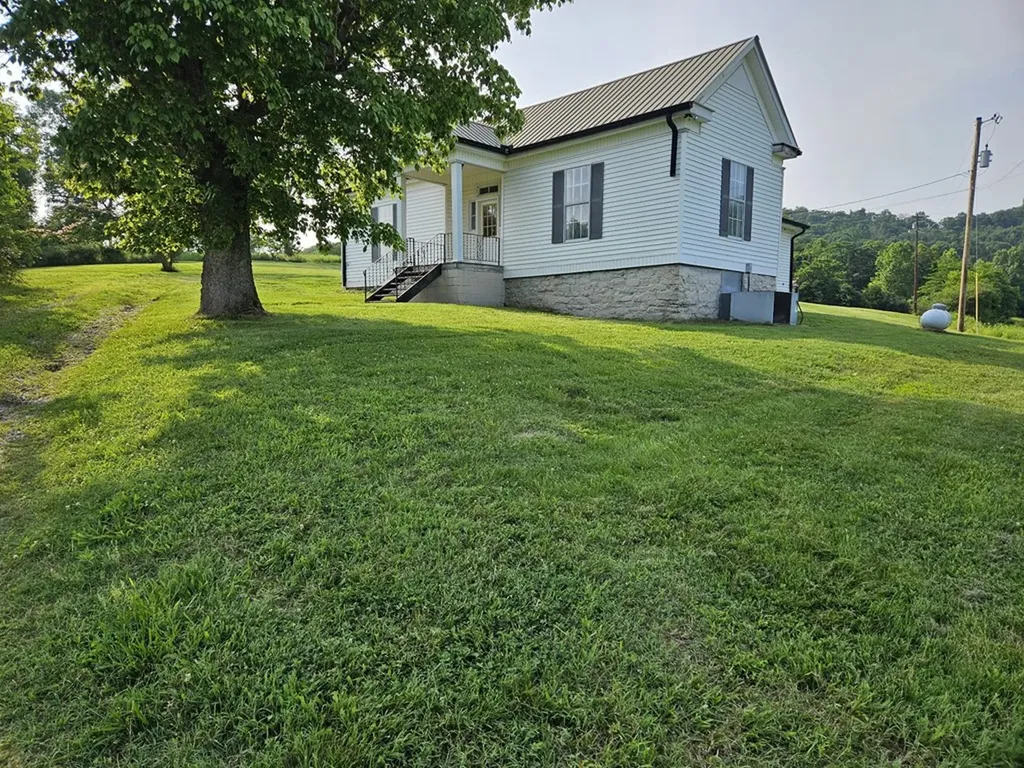 2740 Gladdice Highway Whitleyville TN 38588