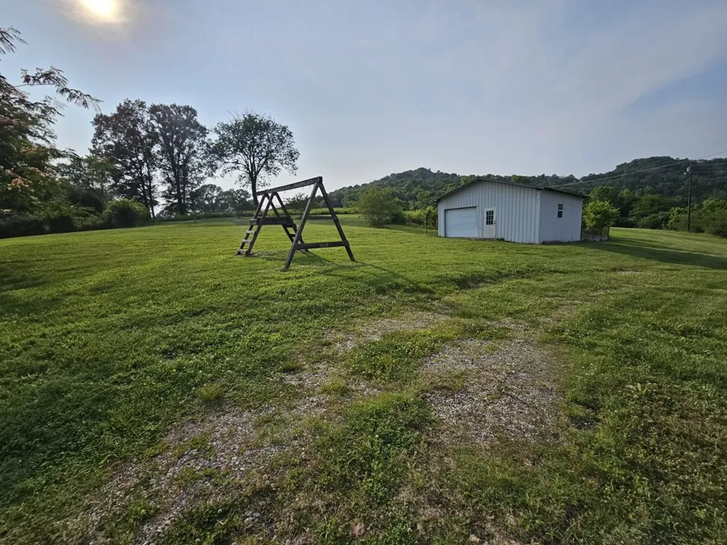 2740 Gladdice Highway Whitleyville TN 38588