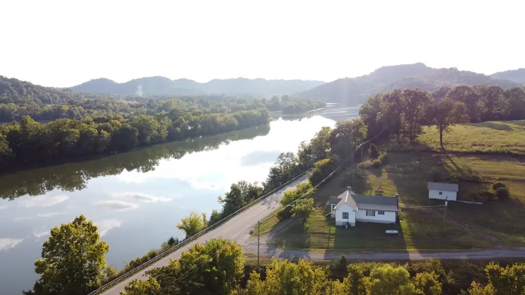 2740 Gladdice Highway Whitleyville TN 38588