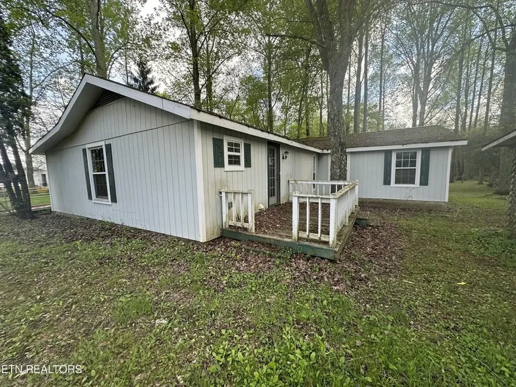 1028 Kennedy Road Jamestown TN 38556