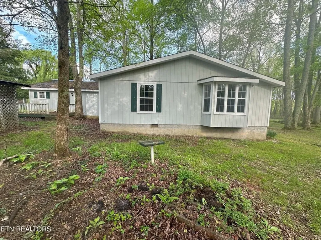 1028 Kennedy Road Jamestown TN 38556