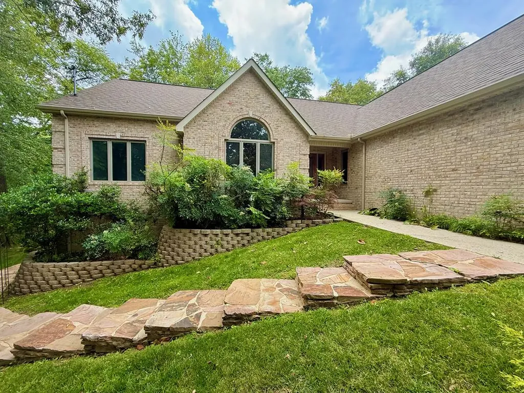 17 Kenwood Court Crossville TN 38558