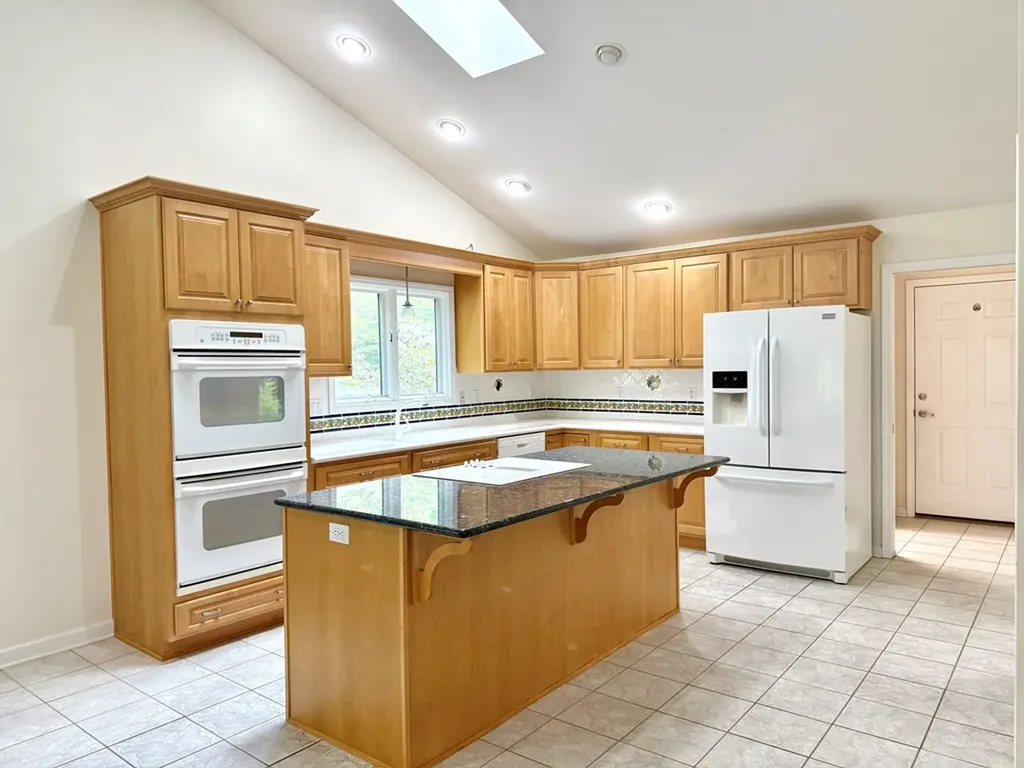 17 Kenwood Court Crossville TN 38558