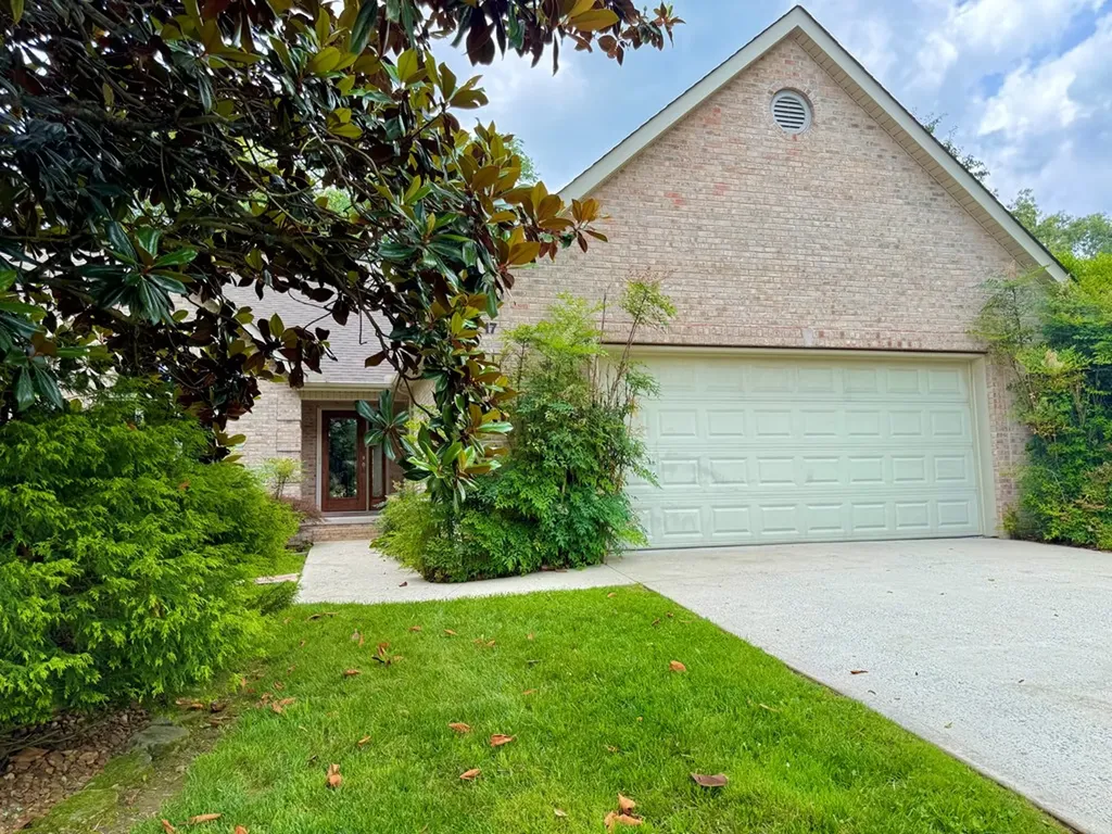 17 Kenwood Court Crossville TN 38558