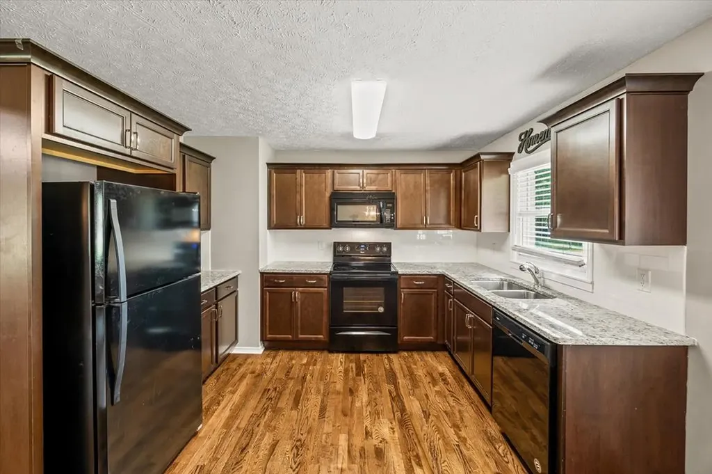 235 E Jere Whitson Road Cookeville TN 38501