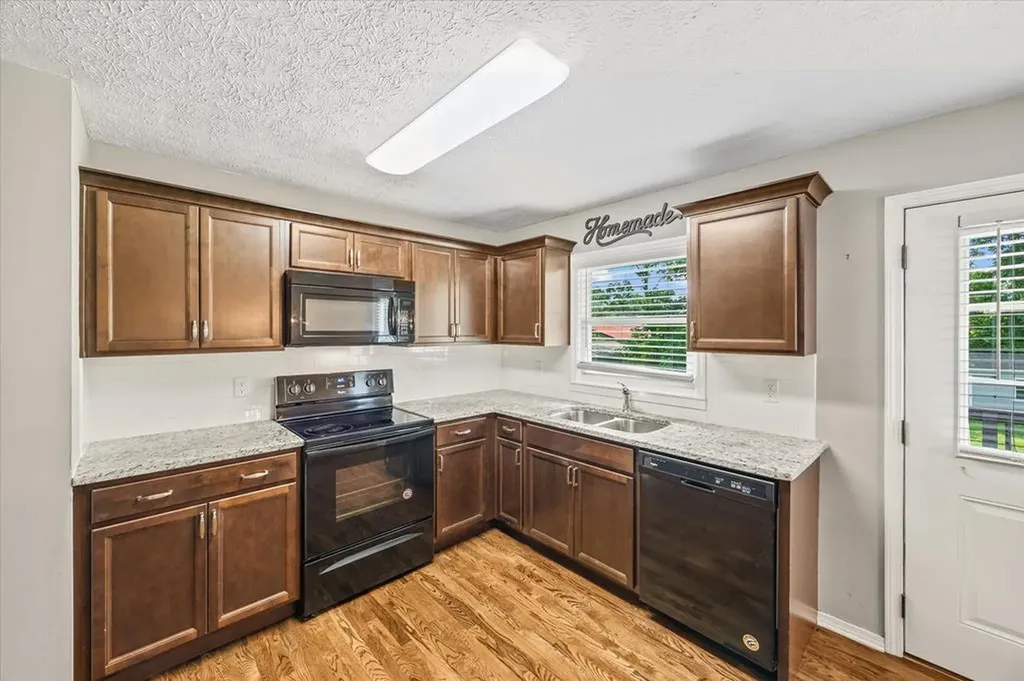 235 E Jere Whitson Road Cookeville TN 38501