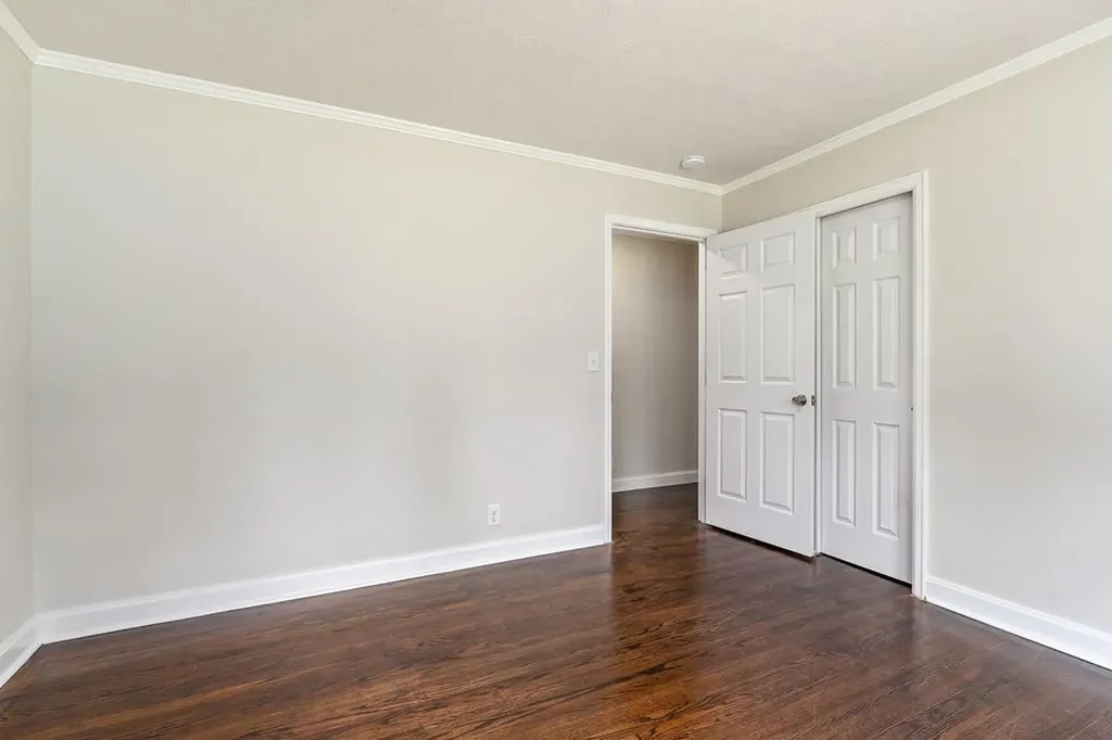 2136 W Broad Street Cookeville TN 38501