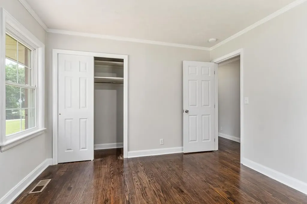 2136 W Broad Street Cookeville TN 38501