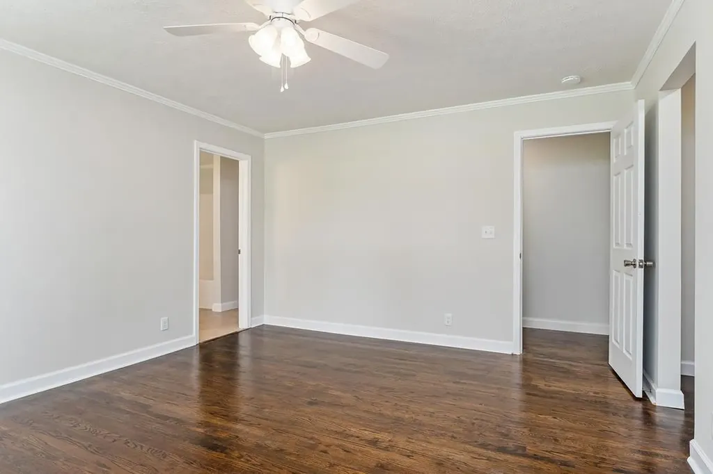 2136 W Broad Street Cookeville TN 38501