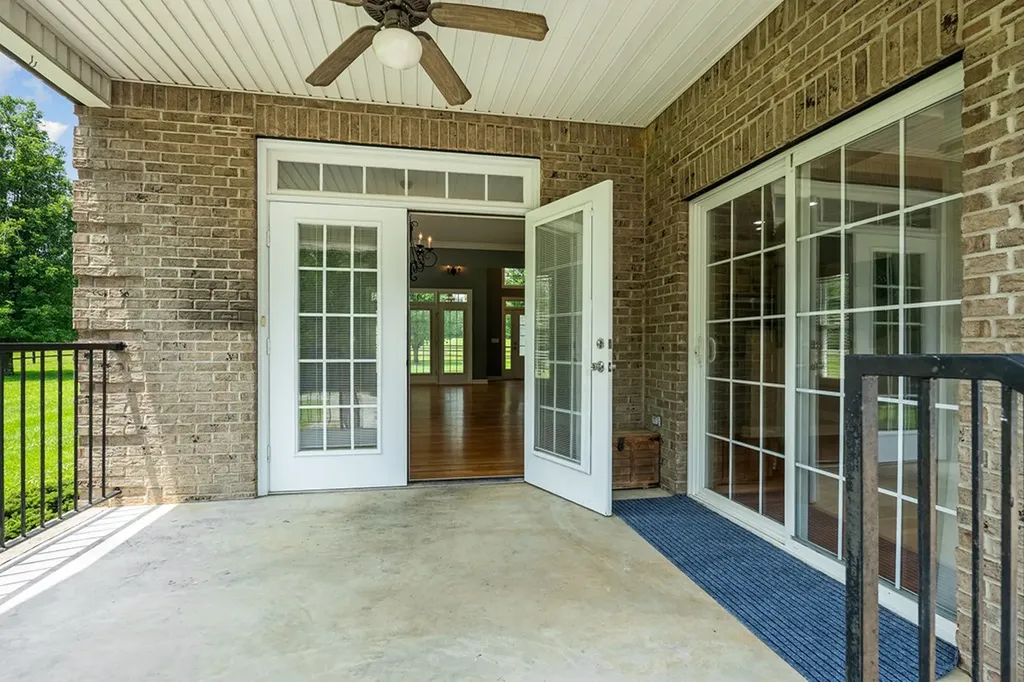 547 Martin Ridge Lane Gainesboro TN 38562