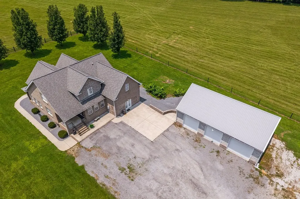 547 Martin Ridge Lane Gainesboro TN 38562