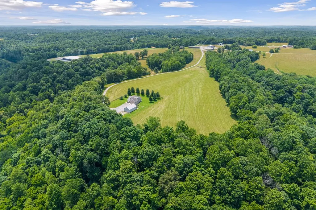 547 Martin Ridge Lane Gainesboro TN 38562