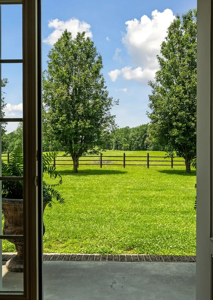 547 Martin Ridge Lane Gainesboro TN 38562