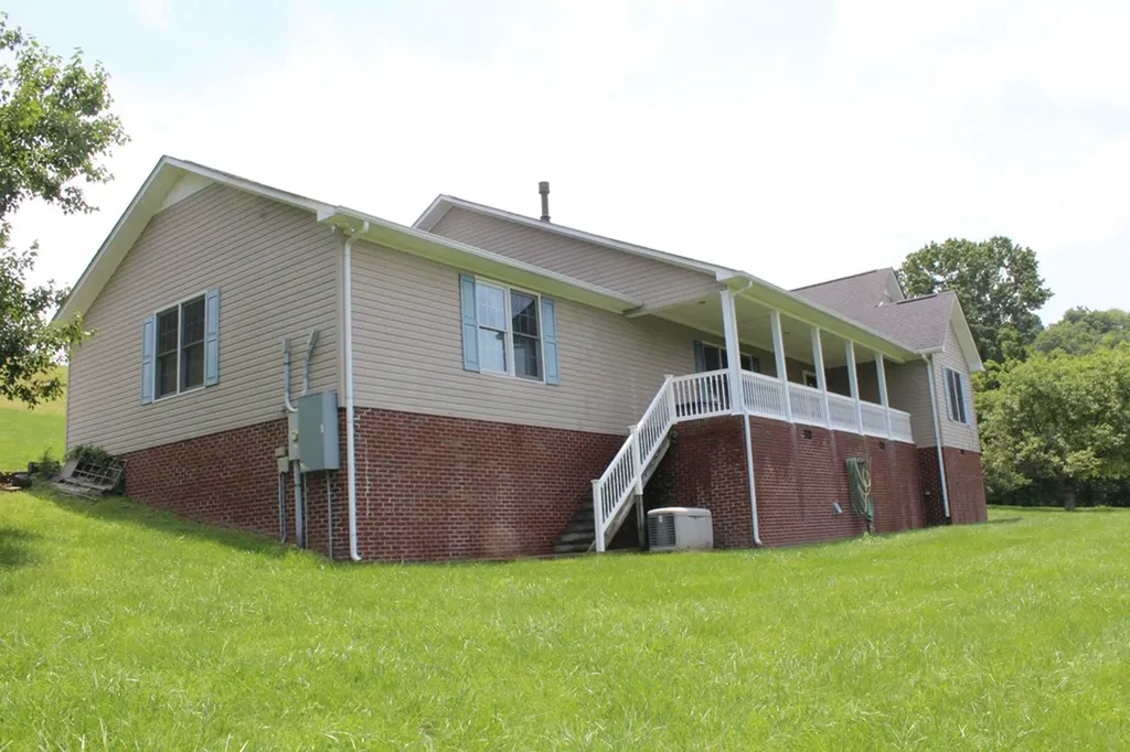 1028 Huff Hollow Road Granville TN 38564