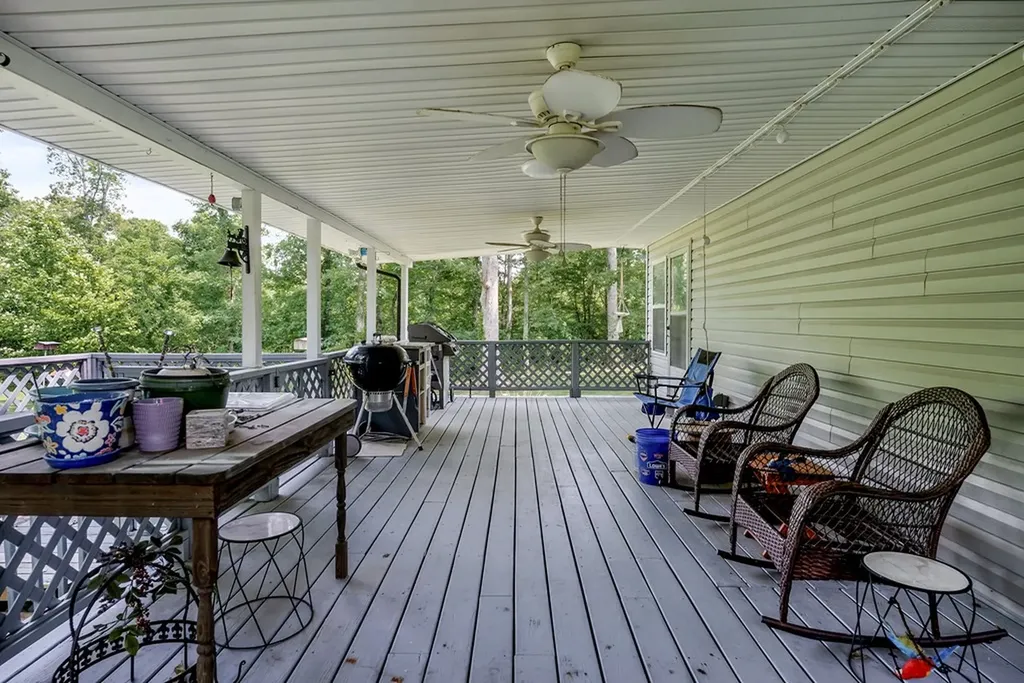 89 Elm Lane Pleasant Hill TN 38583