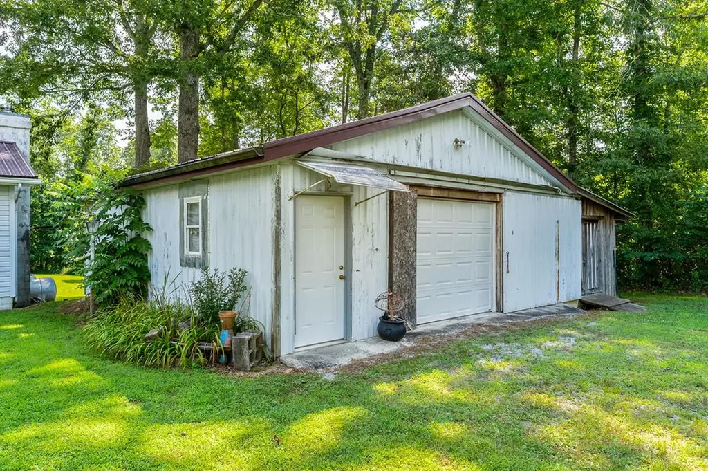 89 Elm Lane Pleasant Hill TN 38583