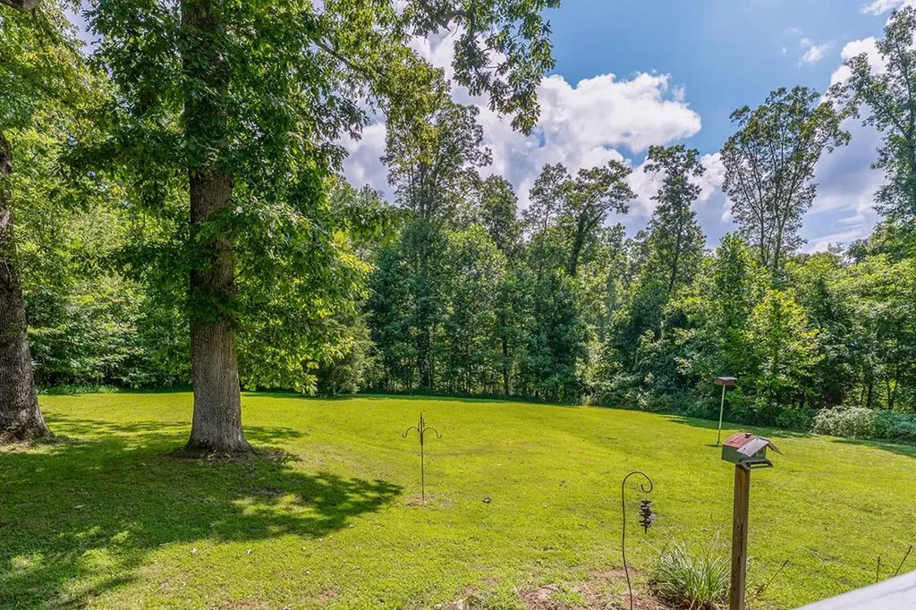 89 Elm Lane Pleasant Hill TN 38583