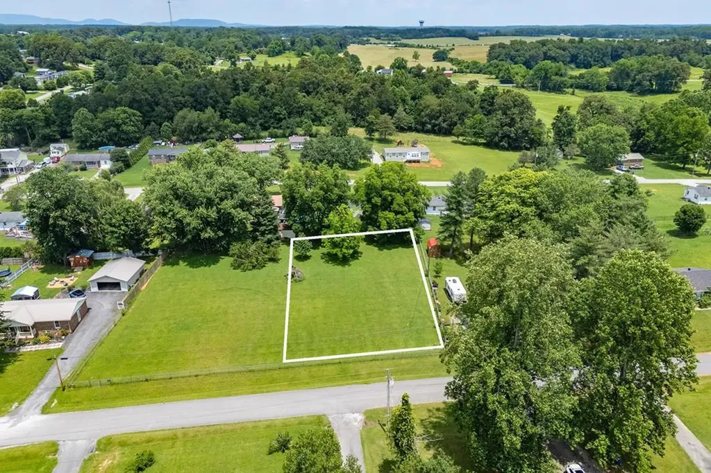 Lot 106 Hidden Valley Circle Mcminnville TN 37110