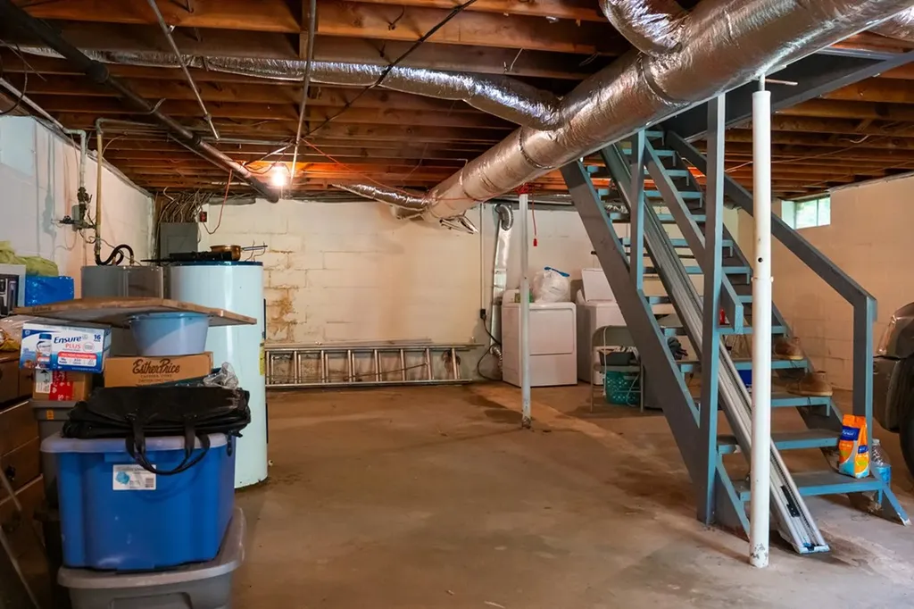 280 Blue Hill Lane Gainesboro TN 38562