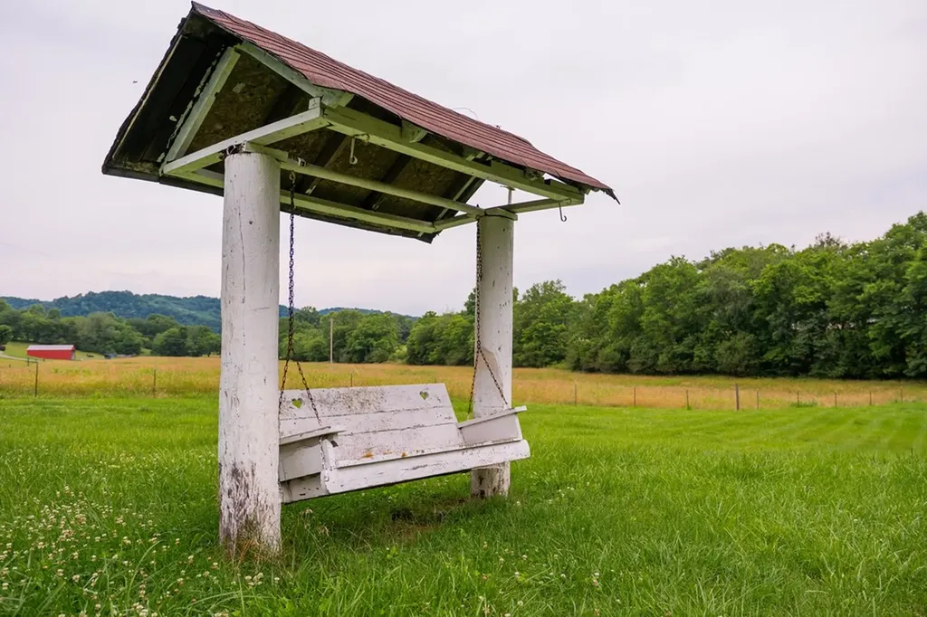 280 Blue Hill Lane Gainesboro TN 38562