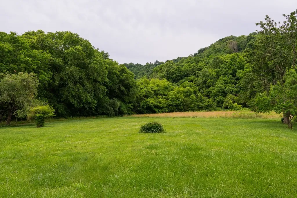 280 Blue Hill Lane Gainesboro TN 38562